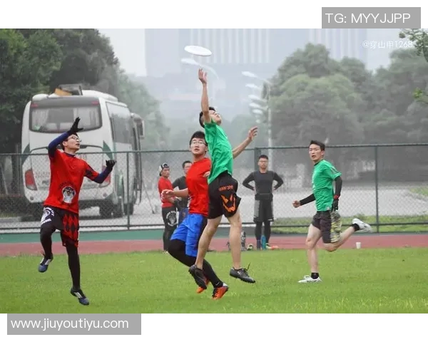 探索西安飞盘队的速度与激情揭开运动飞盘的魅力与奥秘