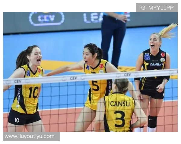 重庆排球队实力解析及其在欧冠足球中的表现与发展潜力