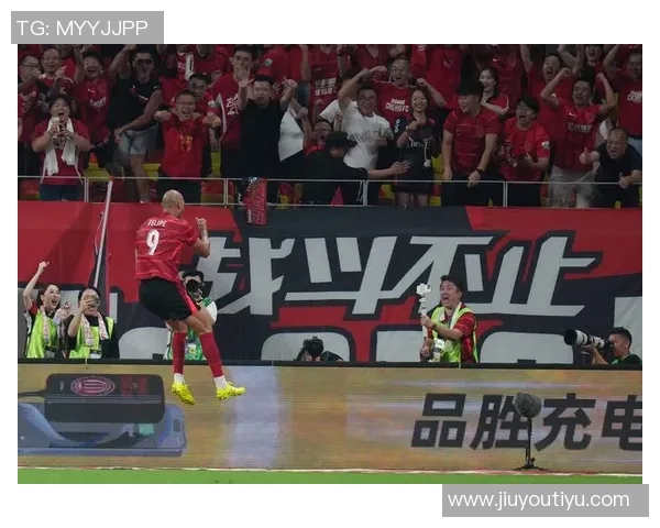 体育实时数据成都足球队选拔赛表现分析与状态评估全面解读